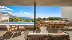 Mountain Vista Penthouse in Camps Bay – photo 12 thumbnail
