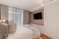 Stylish Sea Point in Sea Point  – photo 14 thumbnail
