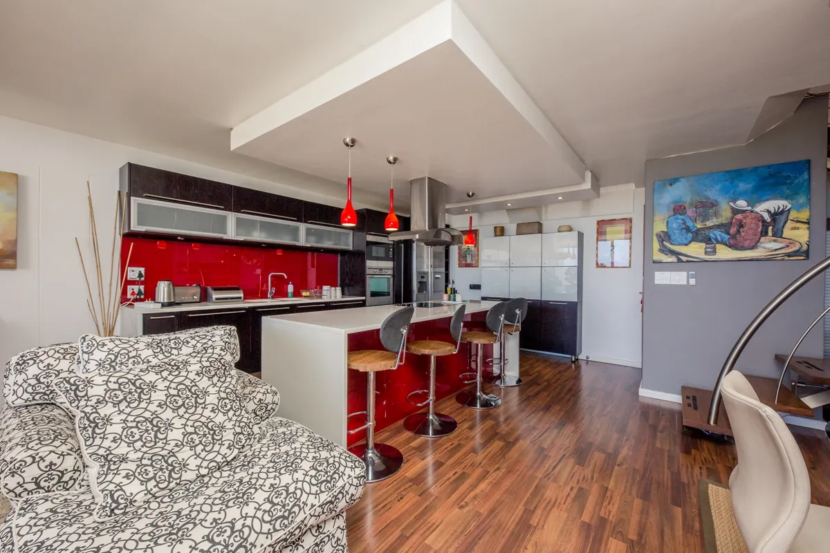property_cd03809b-6f4a-4b08-a437-1702e0d9eb87_12