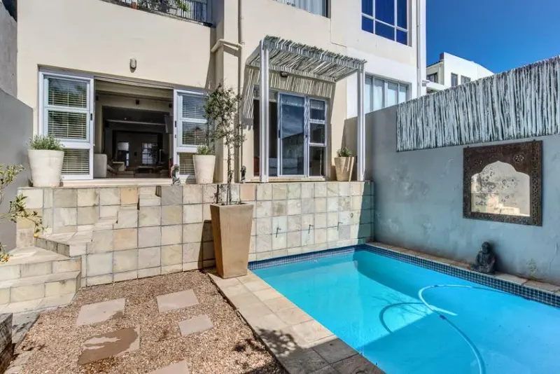 Sea Point Pad in Sea Point – photo 1