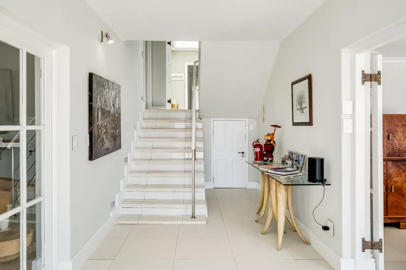 Villa Galazzio  in Camps Bay – photo 10