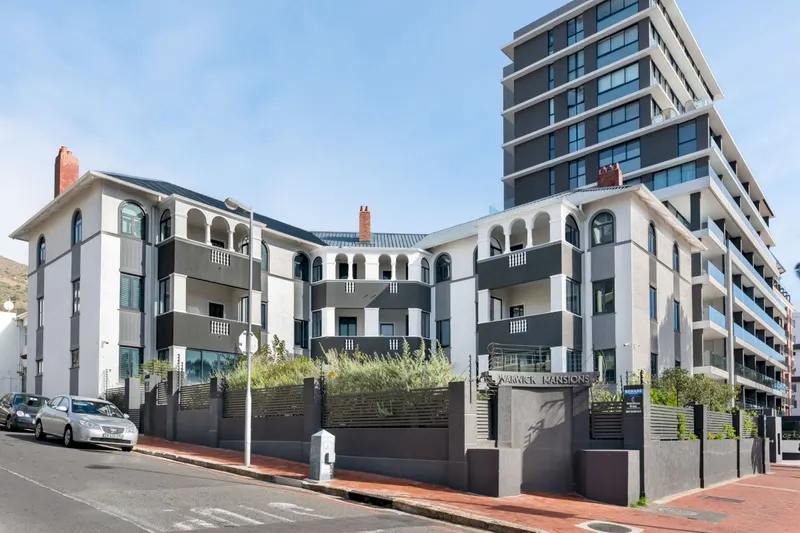 Warwick Views in Green Point – photo 13