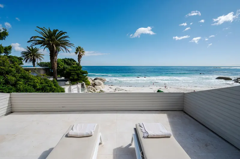 3rd Beach Bungalow in Clifton – photo 4