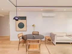 9 on S Penthouse in Three Anchor Bay – photo 20 thumbnail