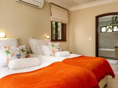 Villa Charmante in Bantry Bay – photo 4 thumbnail