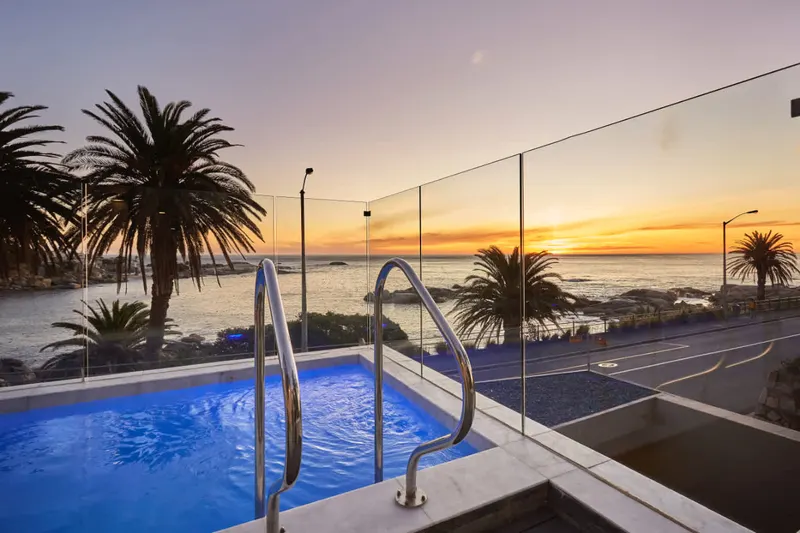 Bakoven Palms Villa  in Camps Bay – photo 2