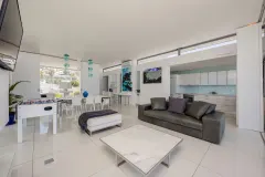 15 Views Penthouse in Camps Bay – photo 11 thumbnail