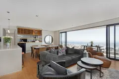Alpha Penthouse in Green Point – photo 23 thumbnail