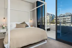 Parergon 403 Penthouse in V&A Waterfront – photo 8 thumbnail