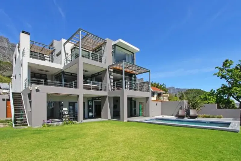 Kinnoul Villa in Camps Bay – photo 14