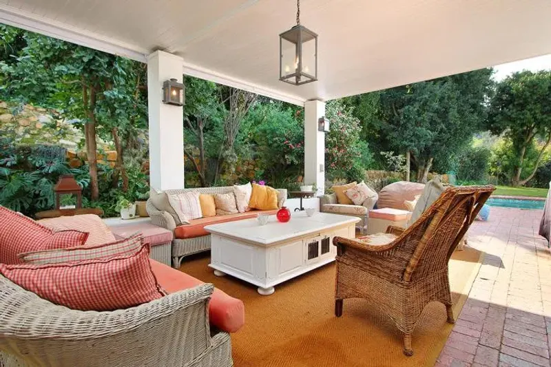 Avenue Bordeaux in Constantia Heights – photo 3