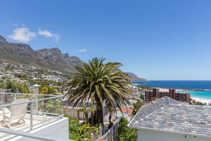 Summer Place in Camps Bay – photo 36