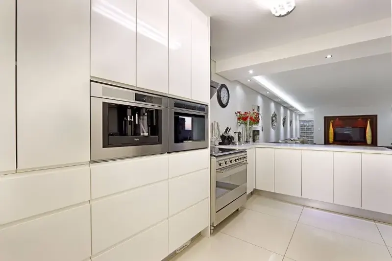 Beach Villa in Llandudno – photo 2