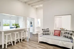 Villa Santorini in Hout Bay – photo 20 thumbnail