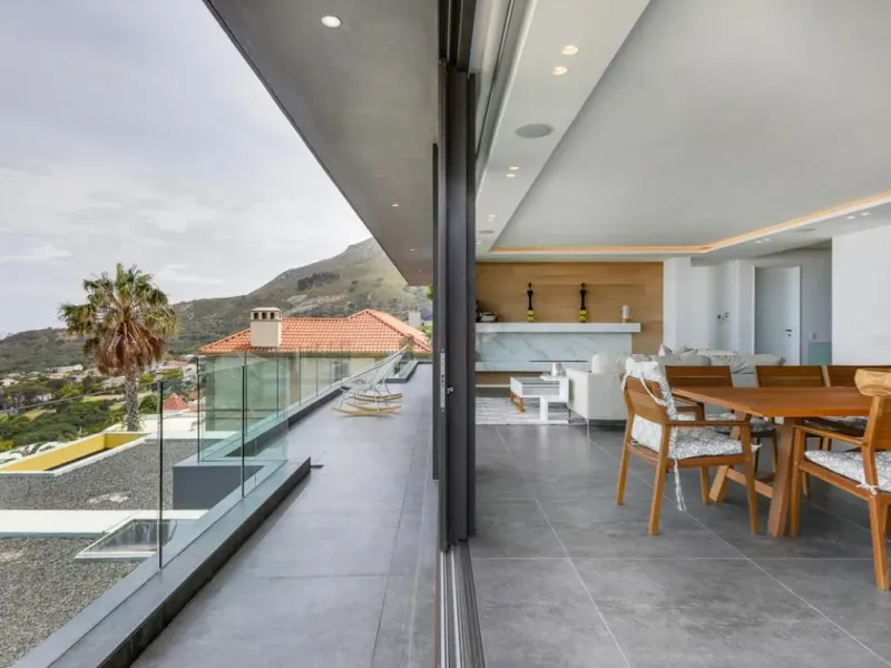 Skyline Views in Camps Bay – photo 21