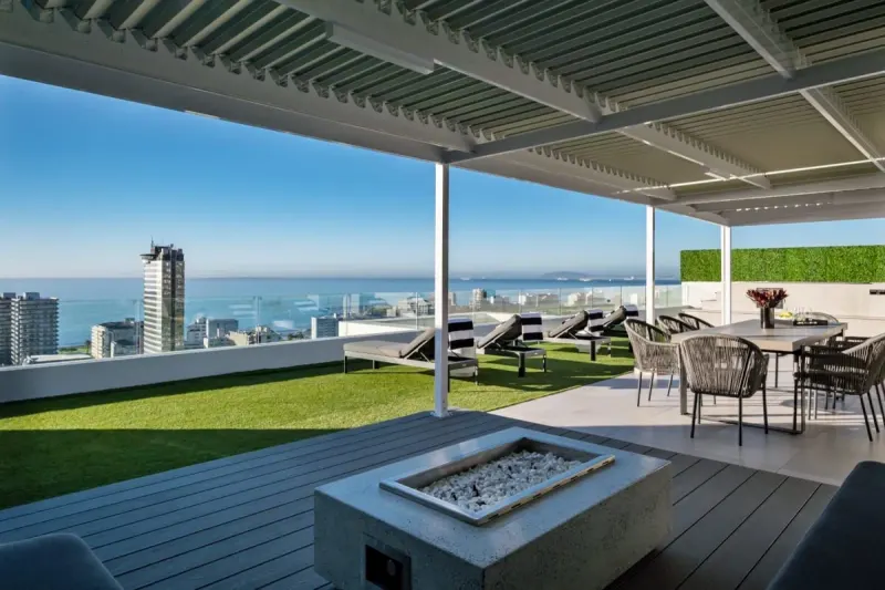 Sea Point Penthouse in Sea point – photo 12