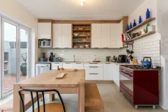 42 on Victoria - Camps Bay beach bungalow in Bakoven – photo 9 thumbnail