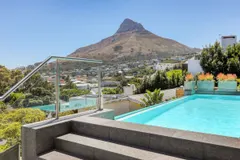 Central Drive Villa in Camps Bay – photo 7 thumbnail