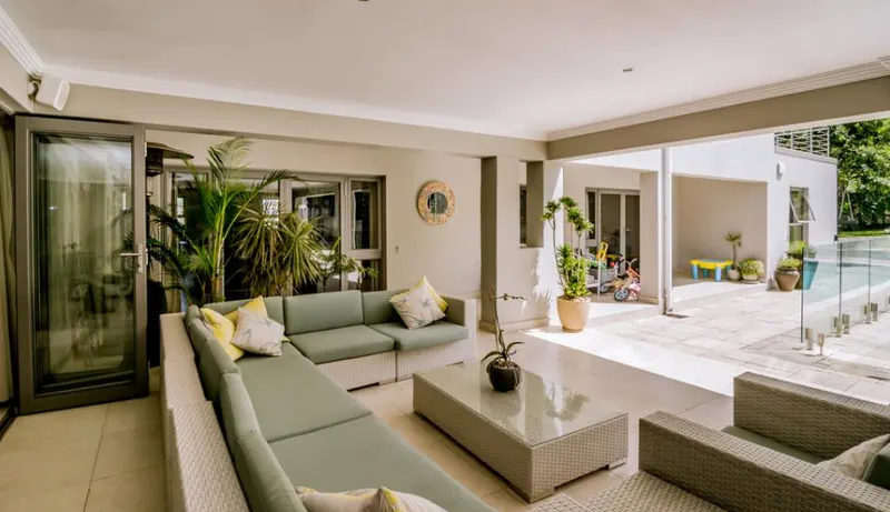Constantia Villa in Constantia Heights – photo 18