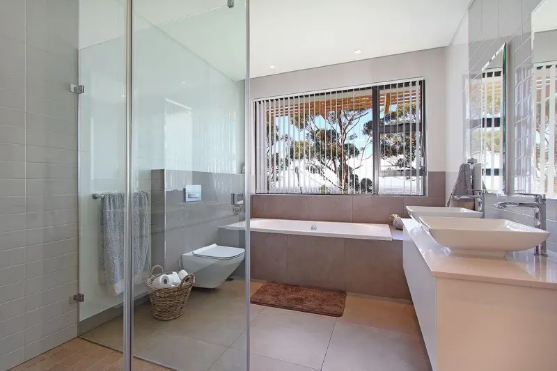 Constantia Zwaanswyk Villa in Steenberg Estate – photo 8