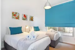 Glen Beach Vista House Lower Unit in Camps Bay – photo 11 thumbnail