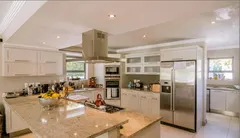 Constantia Villa in Constantia Heights – photo 2 thumbnail