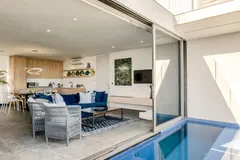 Coral Sea in camps bay – photo 36 thumbnail