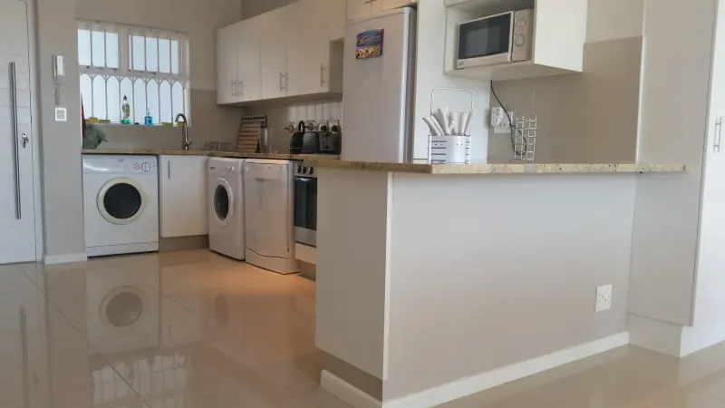 Seacliffe 405 in Bantry Bay – photo 1