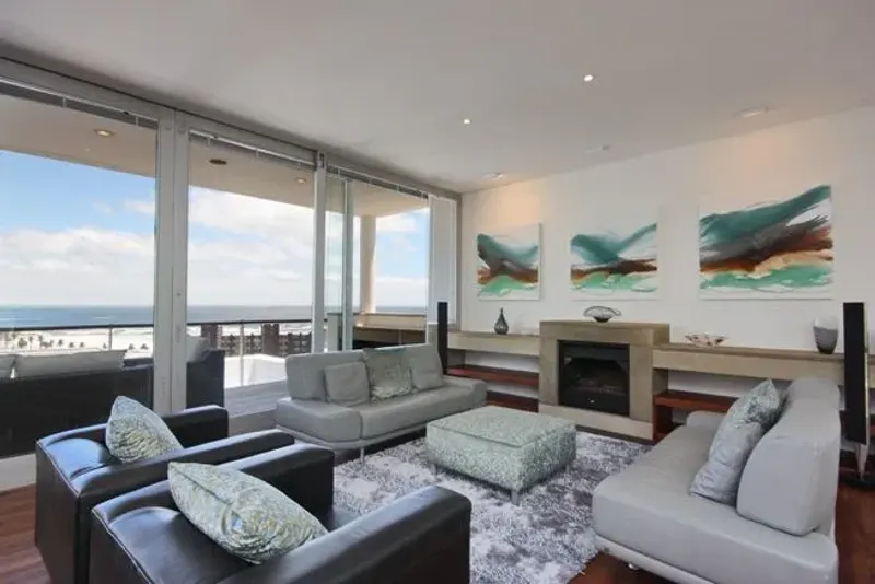 Strathmore Four in Camps Bay – photo 9