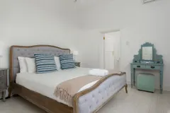Clifton Casa in Clifton – photo 7 thumbnail