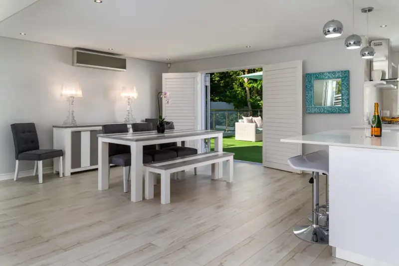 Villa Azzure in Camps Bay – photo 37