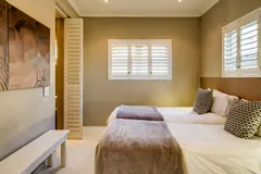 Calico in camps bay – photo 19 thumbnail