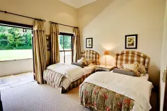 Brommersvlei Villa in Constantia Heights – photo 9 thumbnail