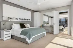 Parergon 403 Penthouse in V&A Waterfront – photo 5 thumbnail