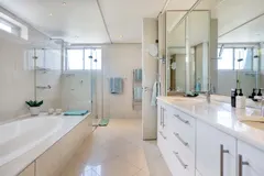 Gratia Villa in Camps Bay – photo 32 thumbnail