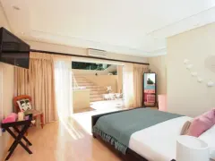 Ravine Road Apartment in Bantry Bay – photo 9 thumbnail