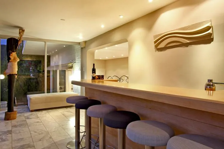 property_d4178303-ddad-44b9-b722-43cd16379bd5_12