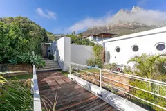 Picasso Villa in Camps Bay – photo 5 thumbnail