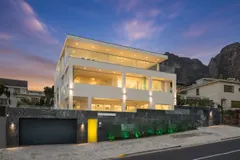 Casa Grace in Camps Bay – photo 1 thumbnail