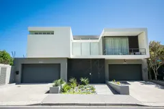 Atlantic Reflection in Camps Bay – photo 41 thumbnail