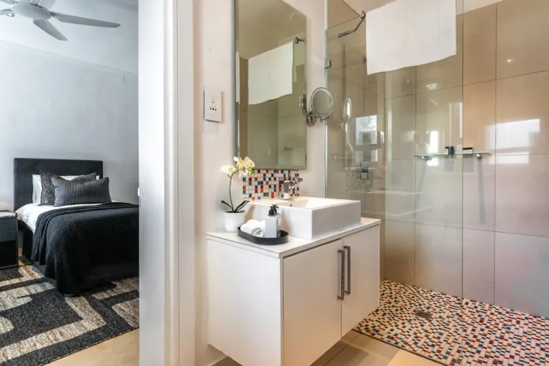 The Crescent Villa in Camps Bay – photo 5