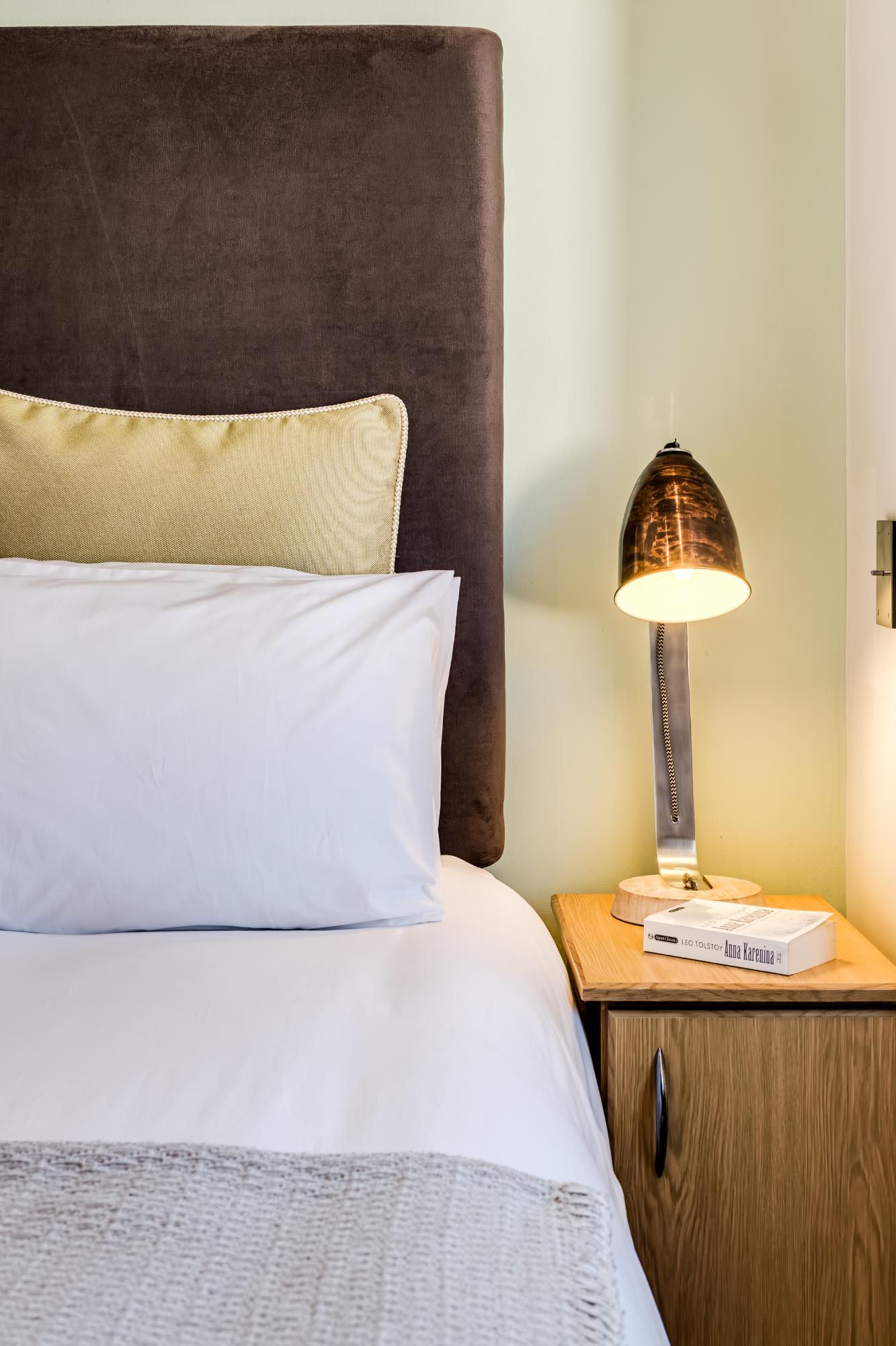 property_d4df28eb-6f04-4538-a26f-c623fcf37d59_16