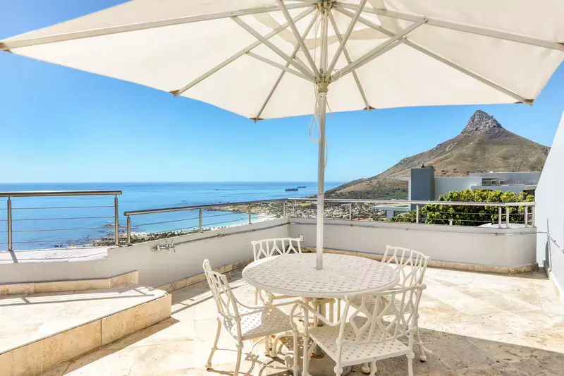 Camps Bay Retreat Villa in Bakoven – photo 22