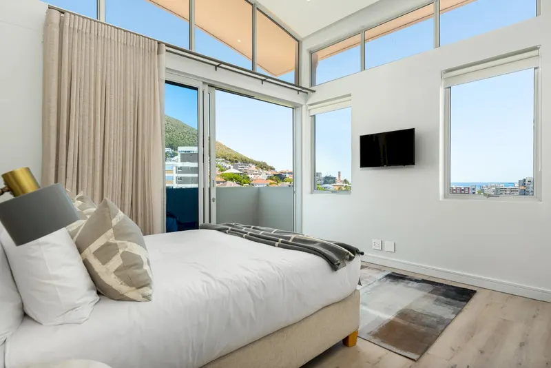 Malachite Penthouse  in Green Point – photo 13