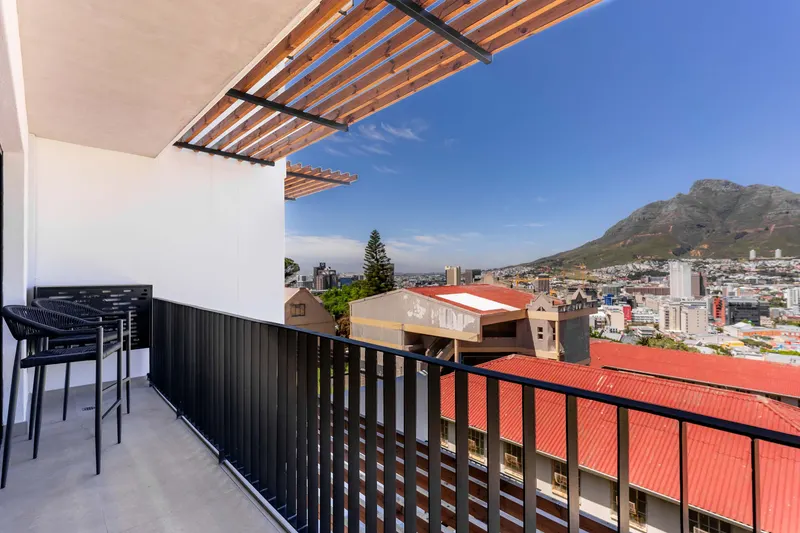Table Mountain Majesty in Bo-Kaap – photo 4
