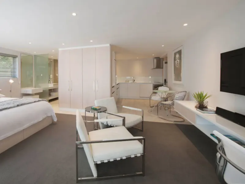 South Beach Apartments - Terrace Pool Suite in Camps Bay – photo 18