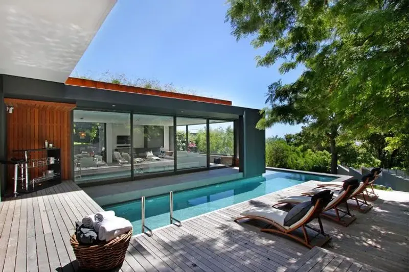 Elite Retreat 3 Bed in Bakoven – photo 2