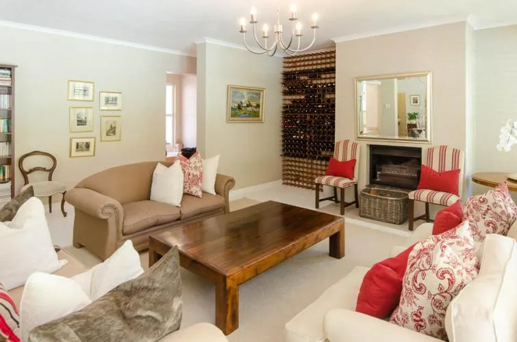 property_d6ad6cf2-9adf-4550-ad63-8e34b1412ad5_1