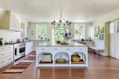 Villa Badgemore in Constantia – photo 2 thumbnail