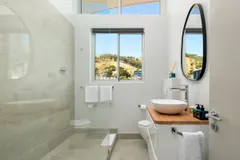 Malachite Penthouse  in Green Point – photo 35 thumbnail